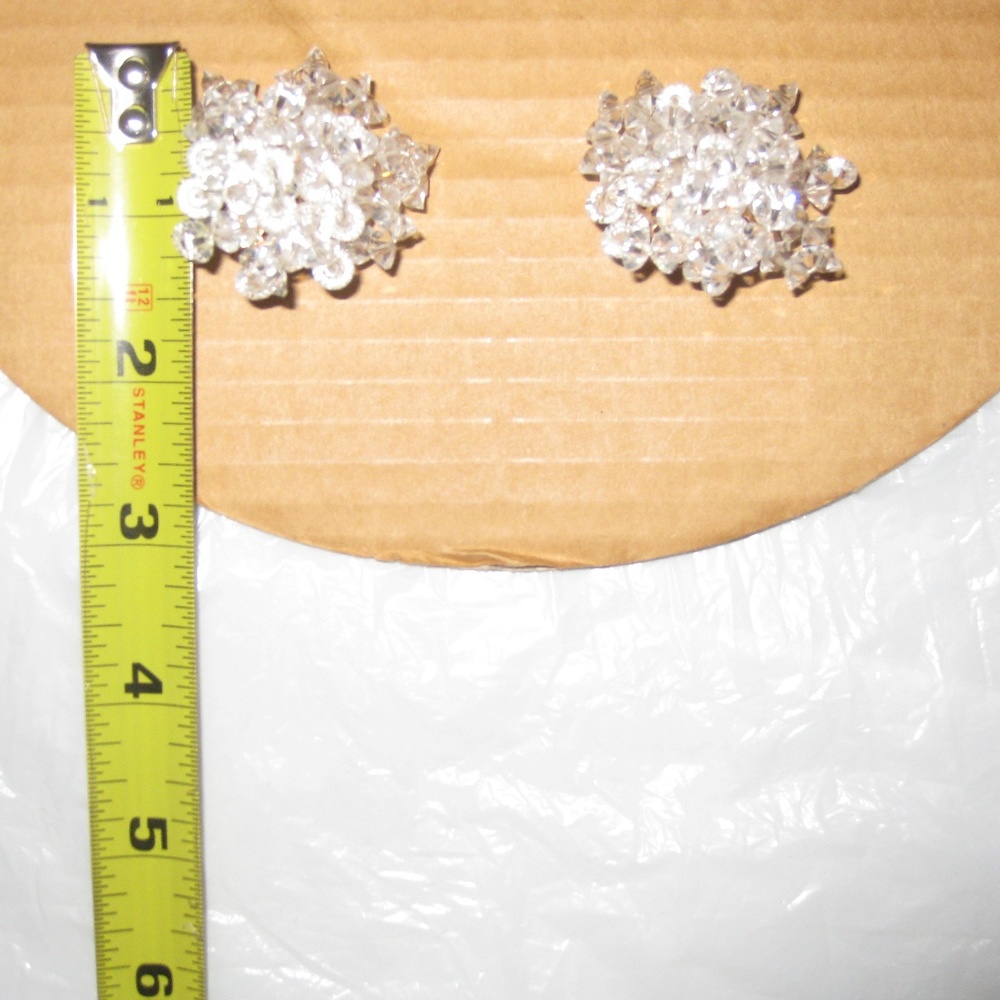Cluster/ Crater style Clip-on Earrings, clear dia